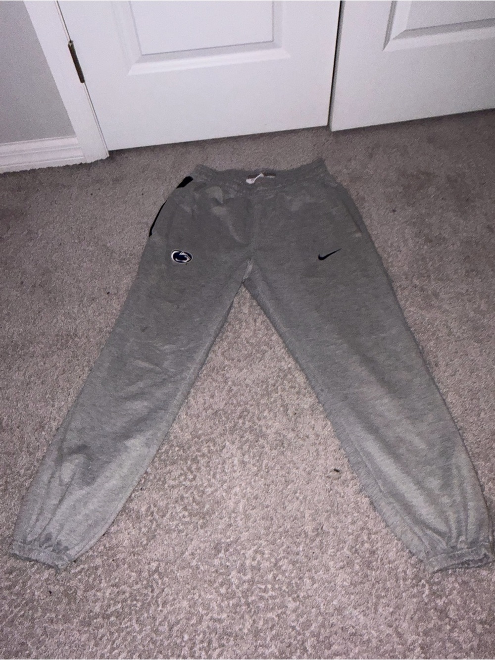 Nike Gray Sweatpants with Penn State Logo (Kiyomi McMiller)